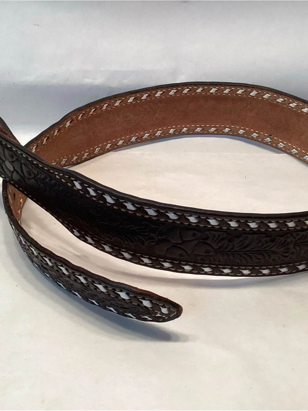 Vintage TOOLED Belt ACORNS Cowhide Leather 30 Brown White Tapered Cowboy Western